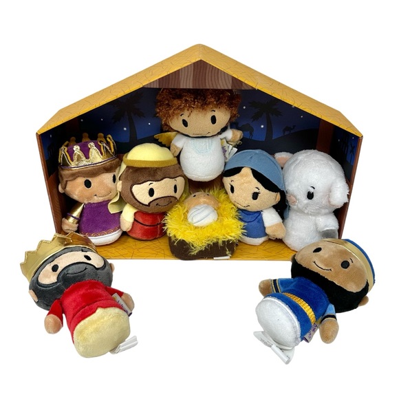 Hallmark Holiday Hallmark Itty Bittys Nativity Set Plush With Box